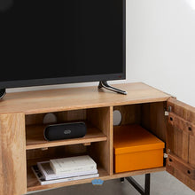 Cargar imagen en el visor de la galería, Aphra Mueble Multimedia color Mango Claro y Negro para TV