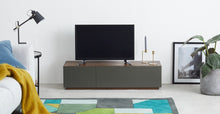 Cargar imagen en el visor de la galería, Hopkins Mueble Multimedia color Nogal y Gris ideal para TV